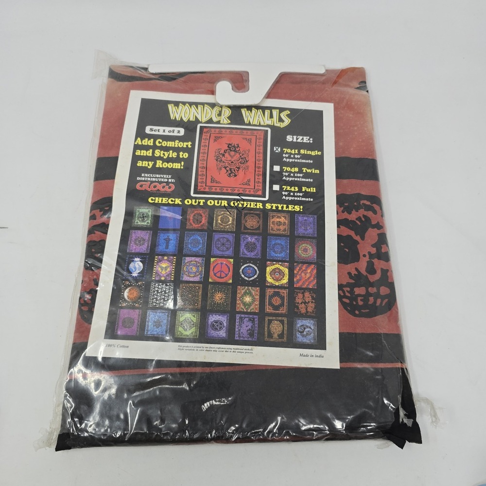 Wonder Walls Tapestry 60x90 Single Size Red Black Tribal Skull 7041 New